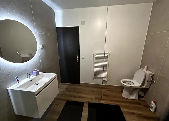 Modern App #2 Renovated Ground Floor 4pers