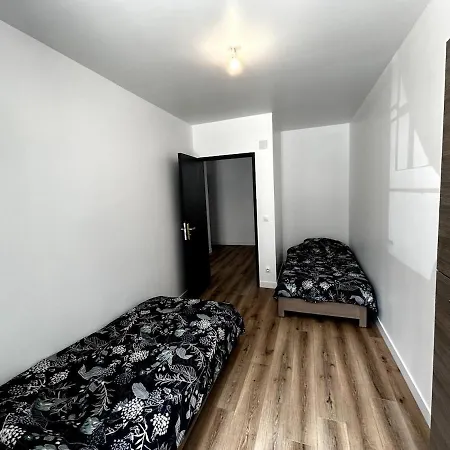 Modern App #2 Renovated Ground Floor 4pers *